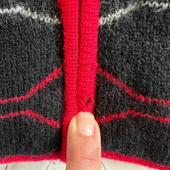 Talbots 100% Wool Full Zip Christmas Tree Sweater Vest Size M Two Small Flaws - Picture 5 of 8